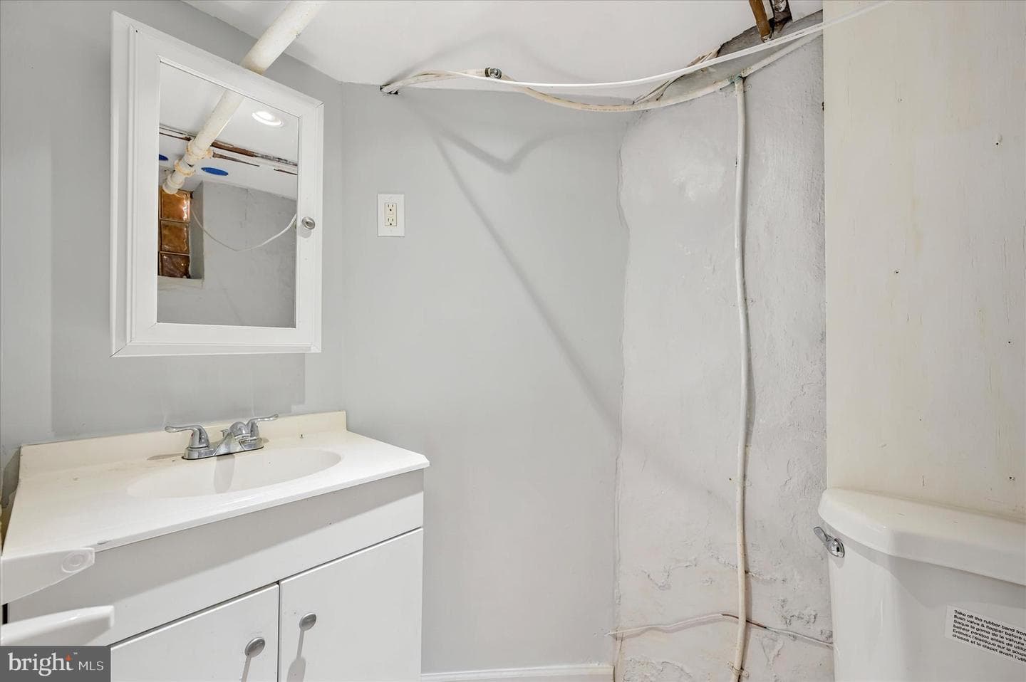 3052 Aramingo Avenue photo 14