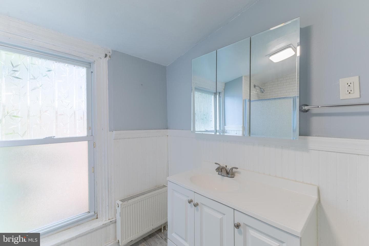 122 W Salaignac Street photo 13