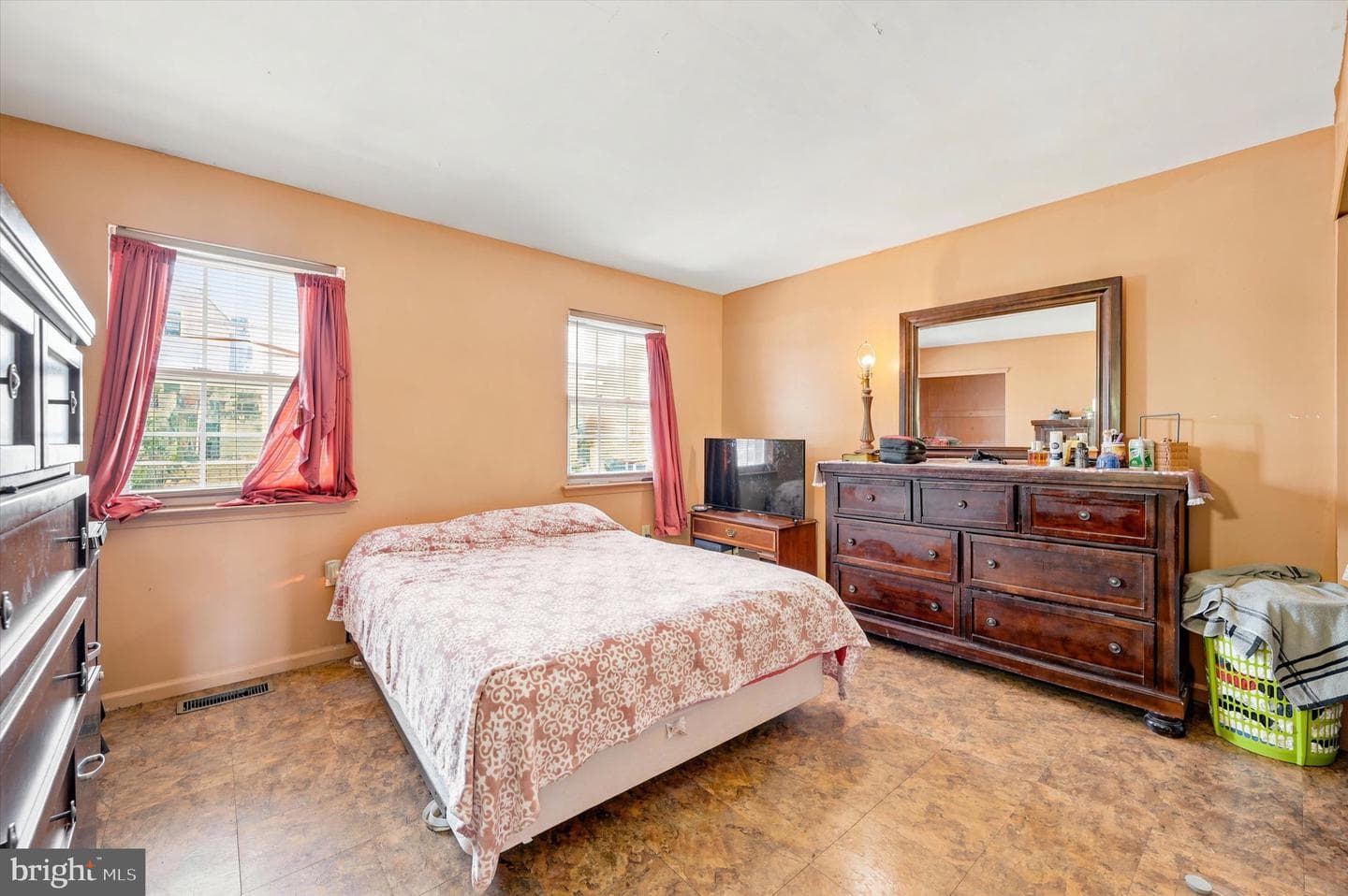 4635 Paul Street photo 14