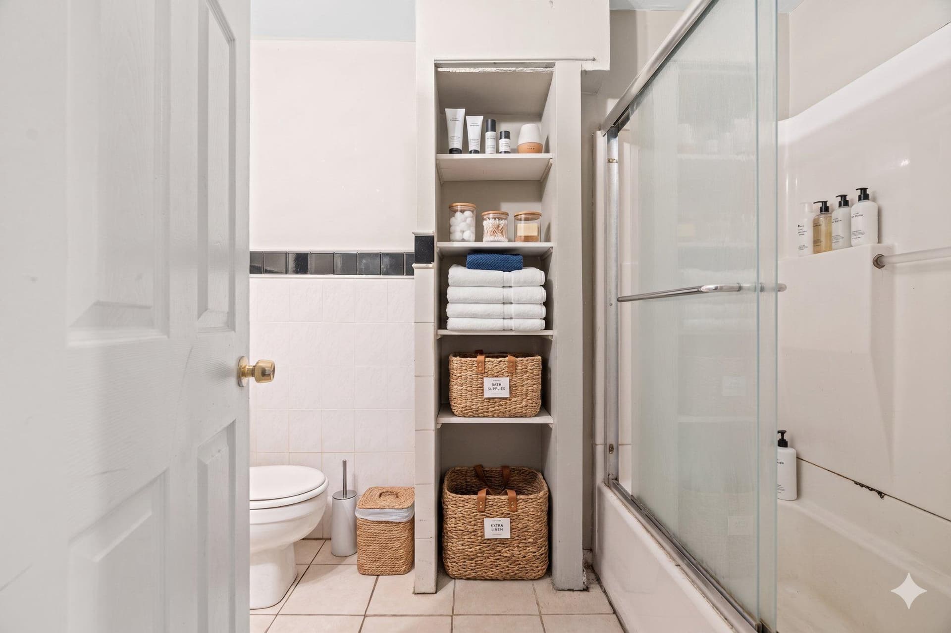 4129 Woodland Avenue photo 4