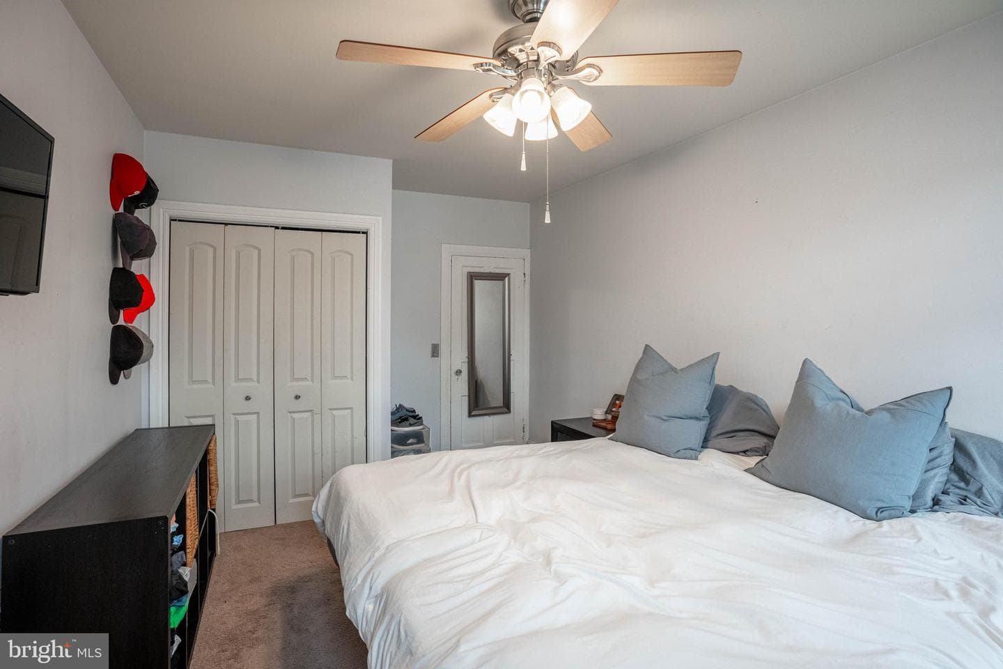 4326 Mitchell Street photo 18