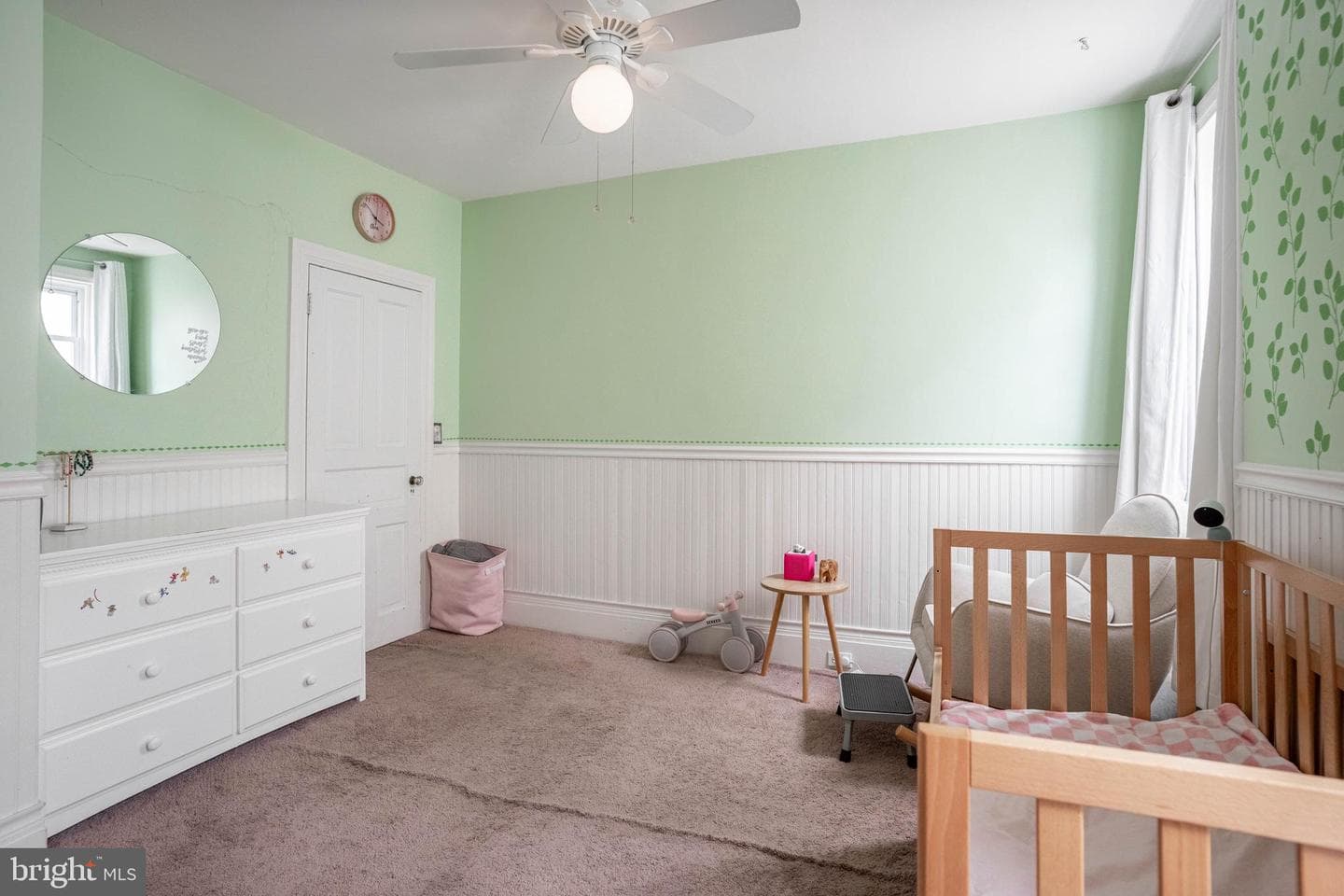 4326 Mitchell Street photo 20