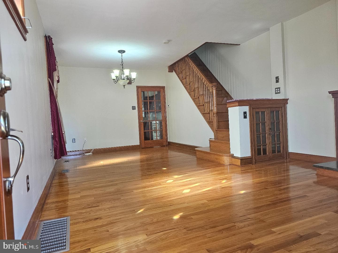 424 Fanshawe Street photo 5