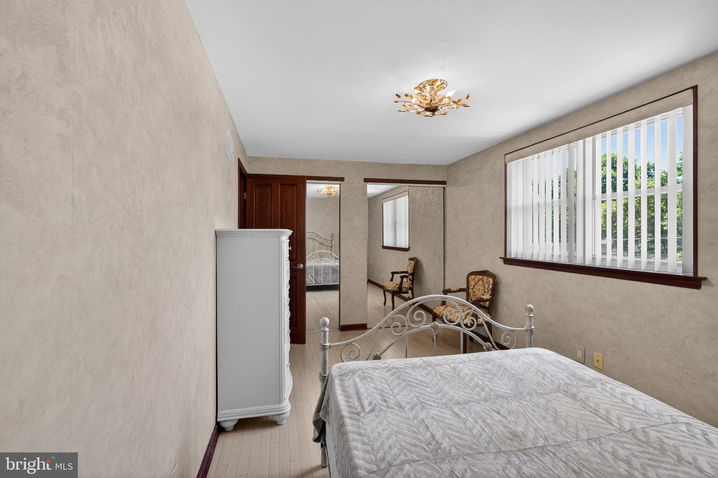 327 Nandina Street photo 19
