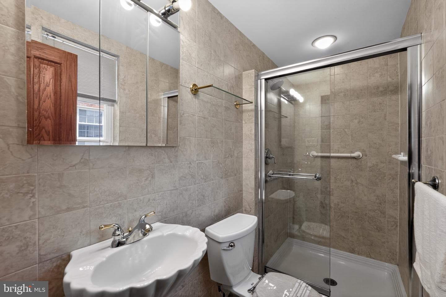 327 Nandina Street photo 24