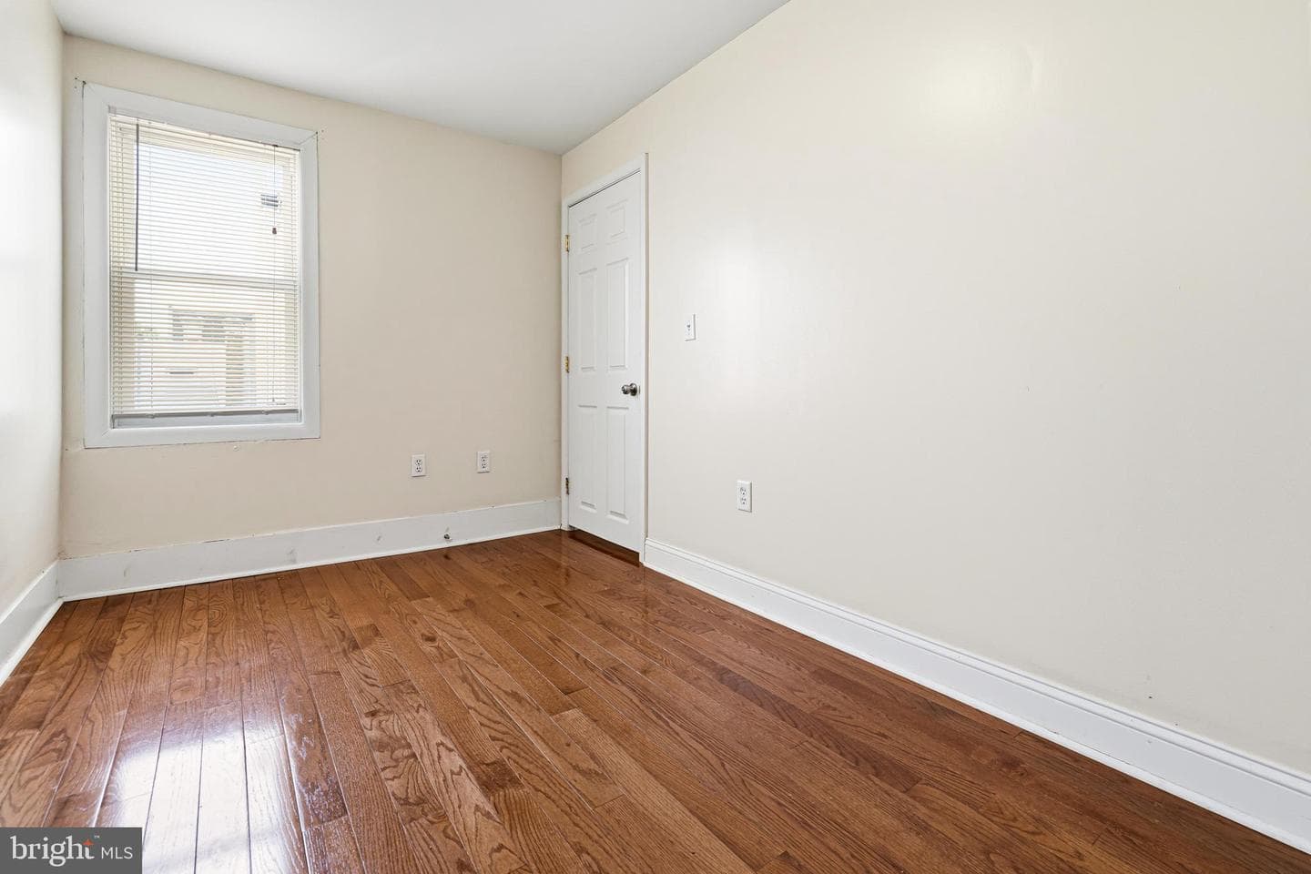 2341 E Boston Street photo 12