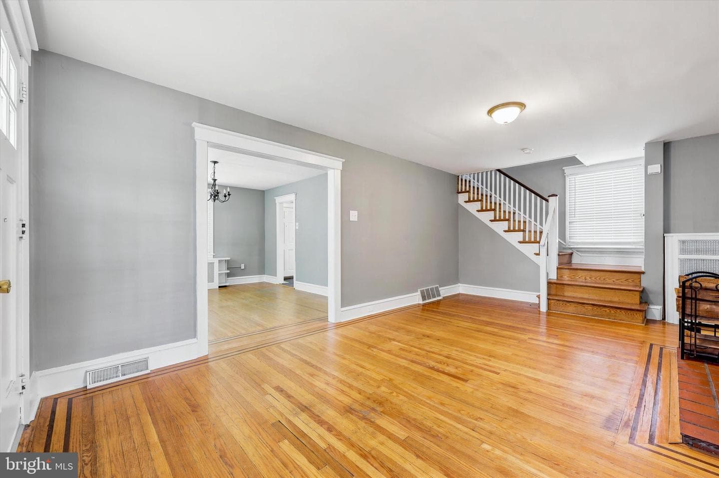 8010 Ridge Avenue photo 5