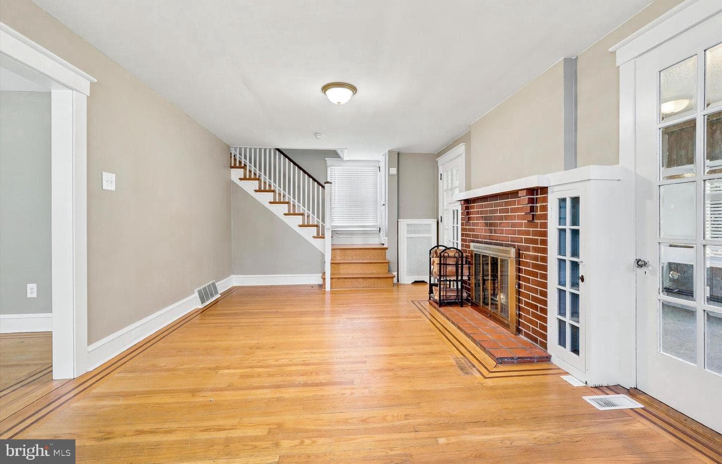 8010 Ridge Avenue photo 6