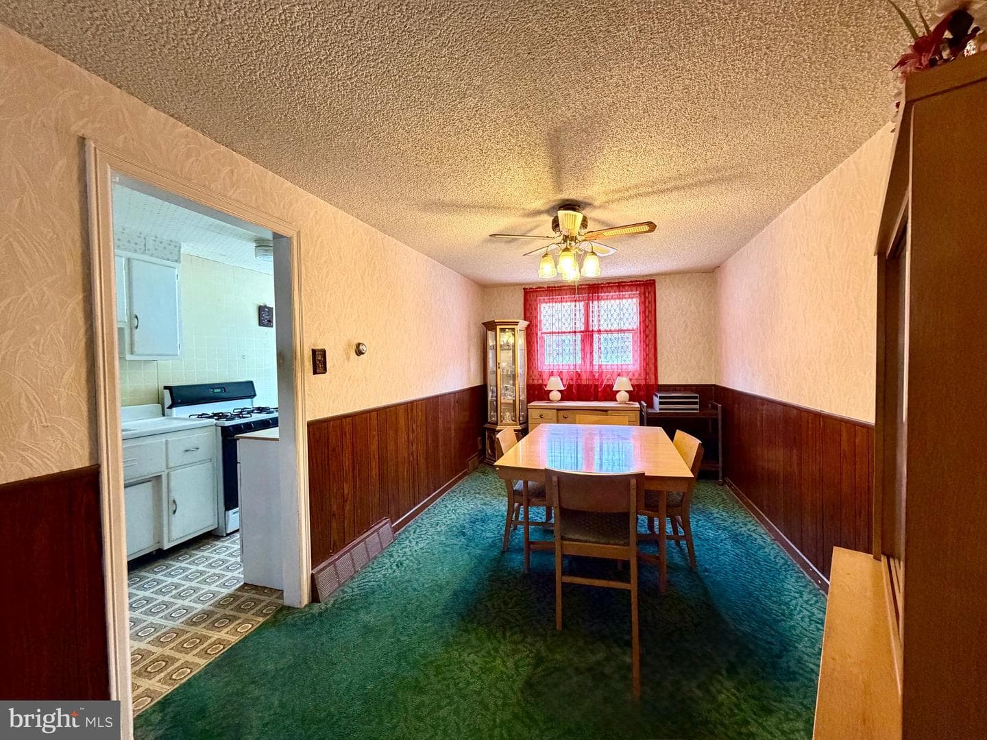 6323 Cottage Street photo 3