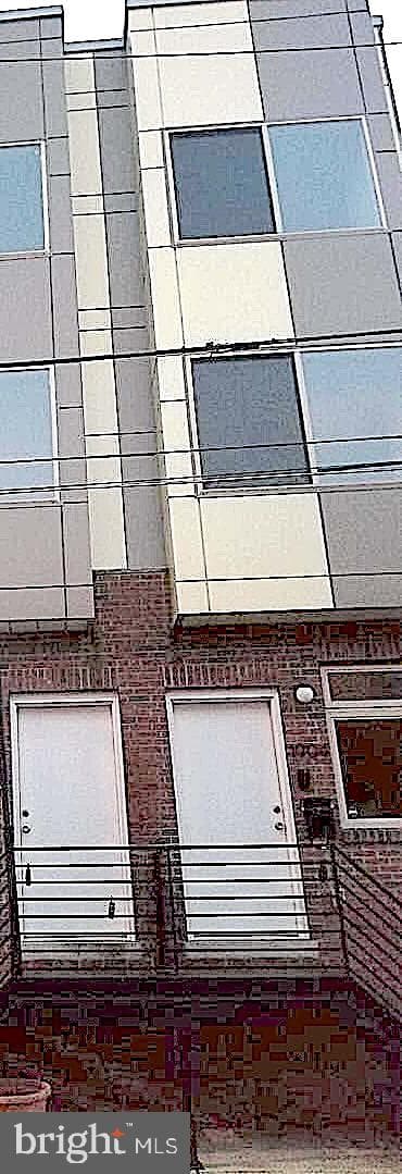 1906 E Harold Street photo 22