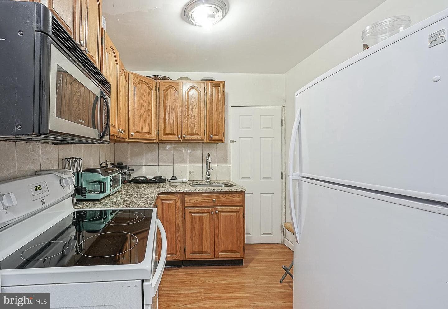 2106 N Orianna Street photo 9