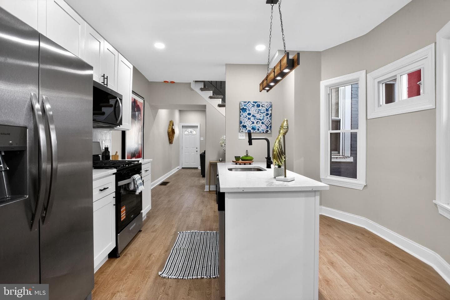 508 W King Street photo 12