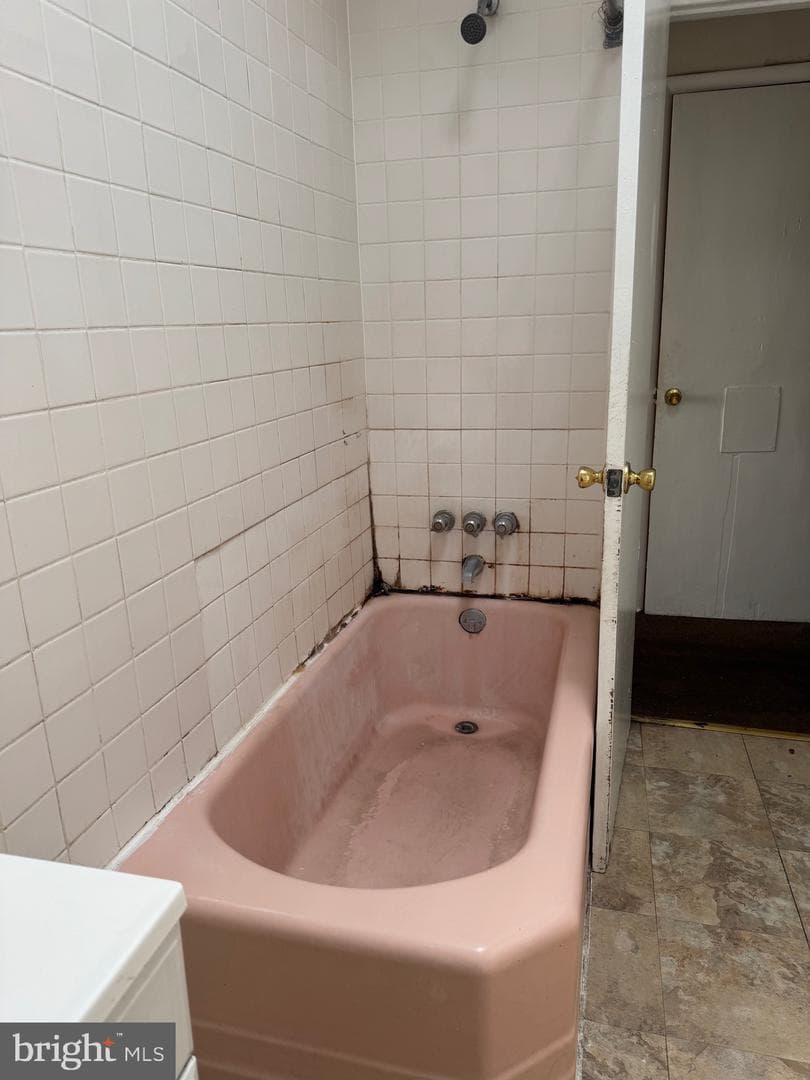 1646 S 26th Street photo 17