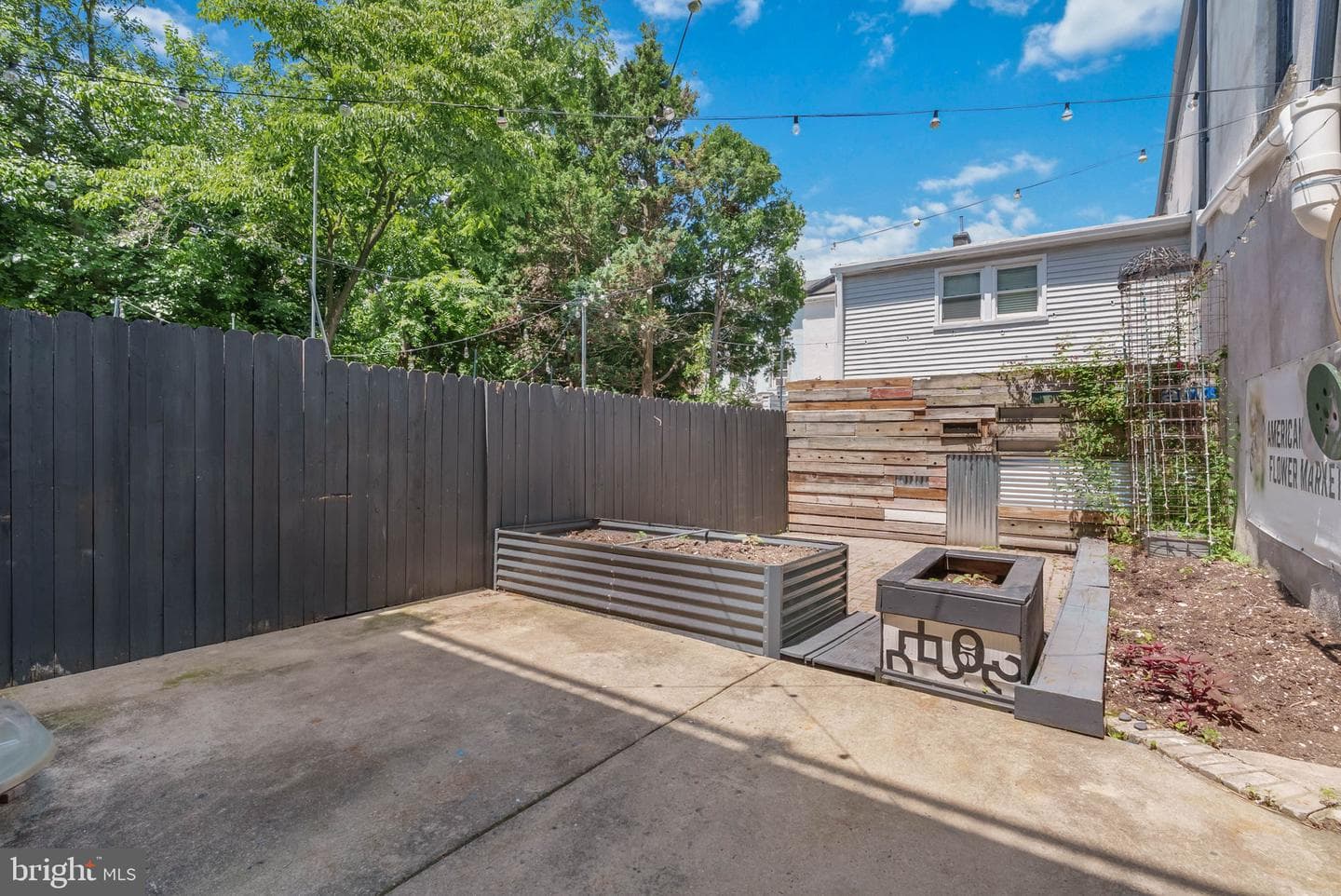 134 Dupont Street photo 37