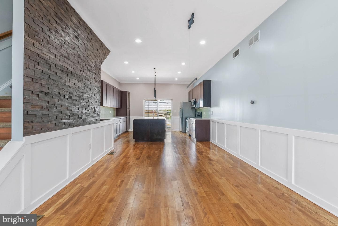 134 Dupont Street photo 9