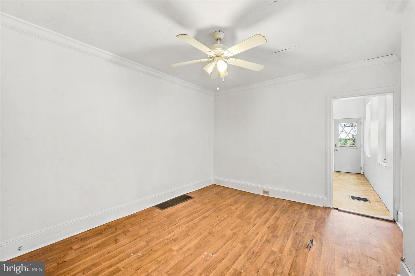 2417 E Cumberland Street photo 12