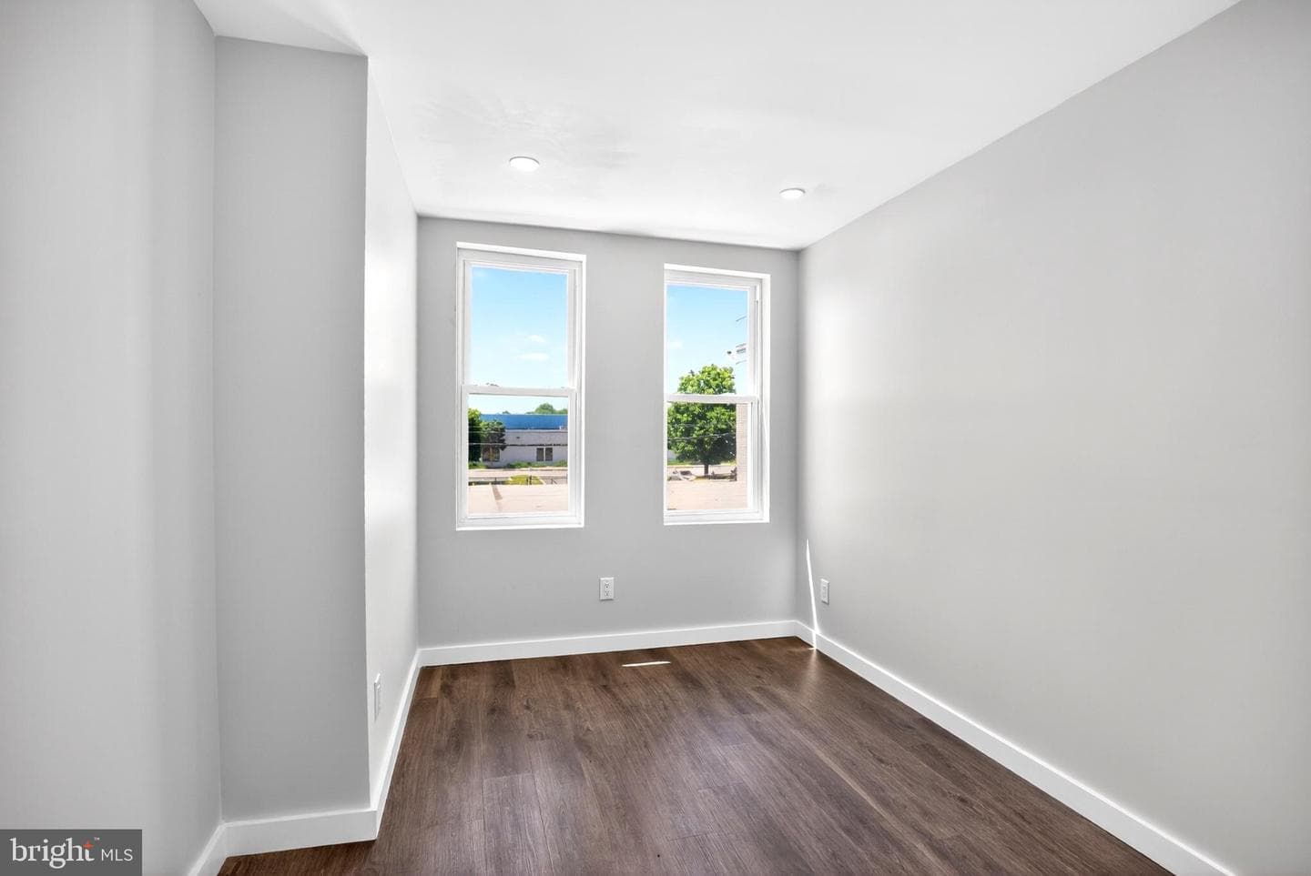 1230 S Harmony Street photo 18
