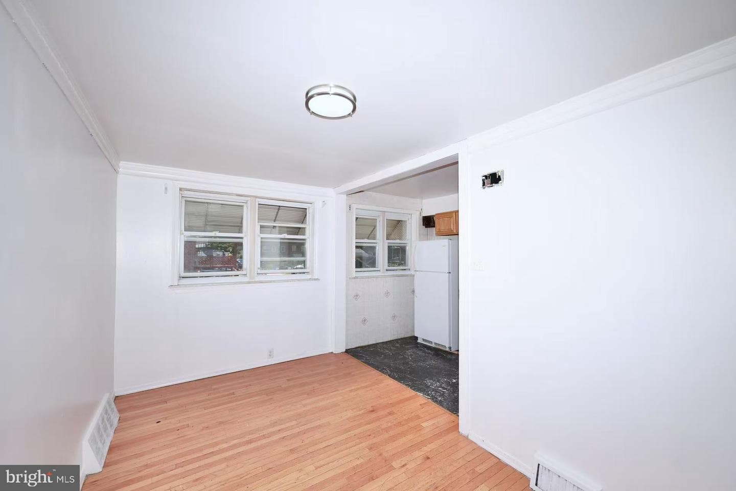 2166 Knorr Street photo 14