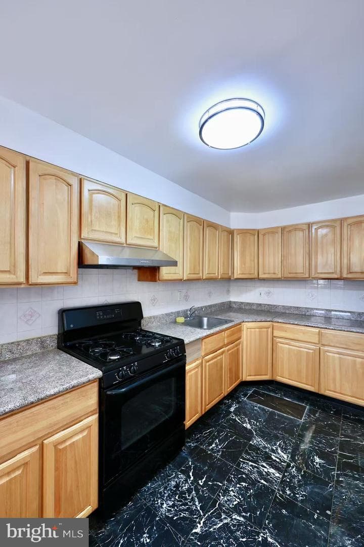 2166 Knorr Street photo 16
