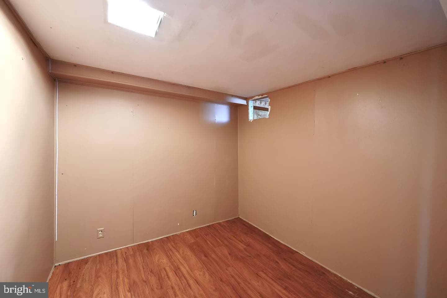 2166 Knorr Street photo 34