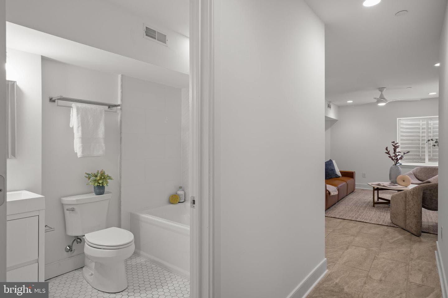 1419 Orange Street photo 17