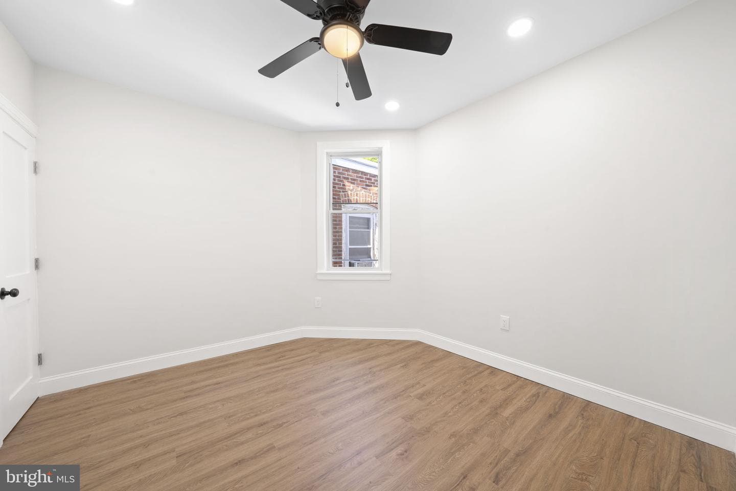 731 E Rittenhouse Street photo 18