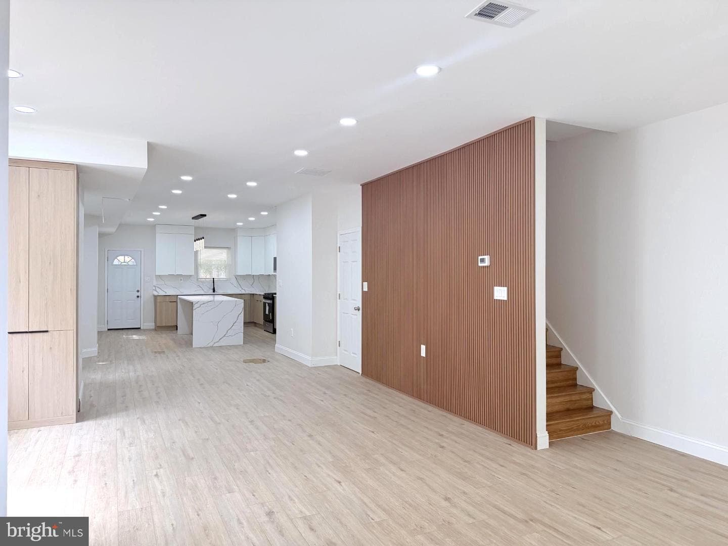 7006 Torresdale Avenue photo 3