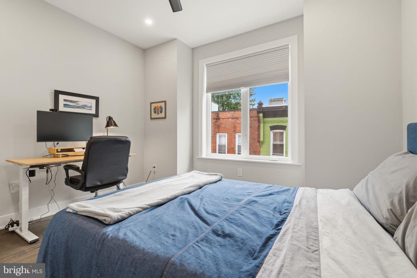 3041 W Harper Street photo 32