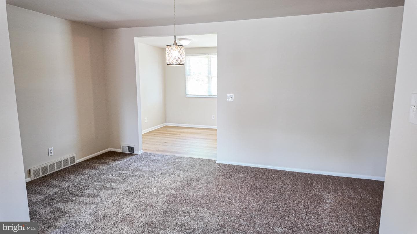 3403 Amity Road photo 9