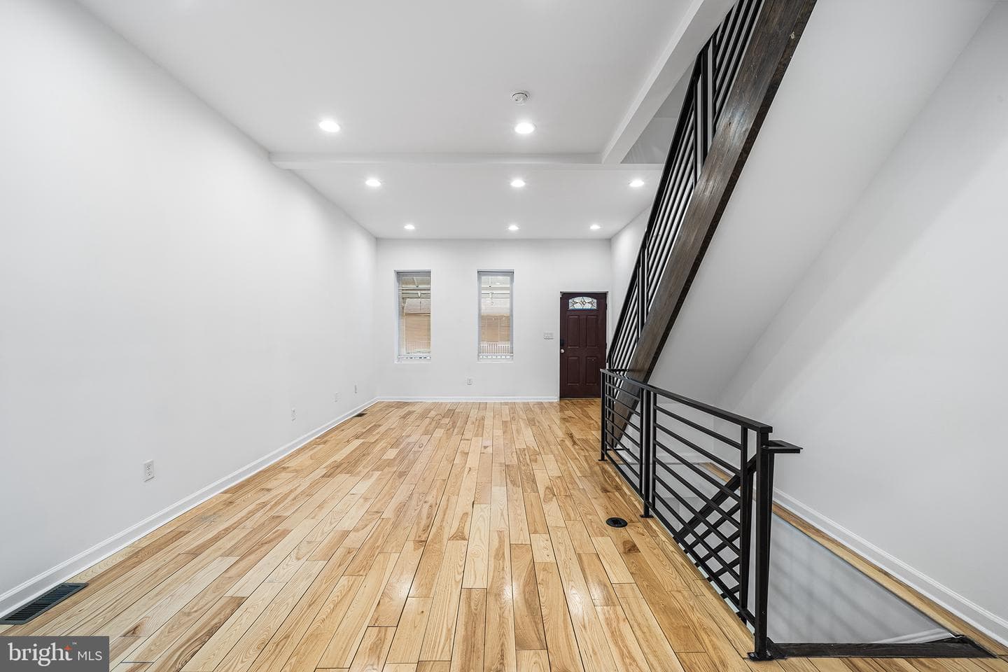 4047 Green Street photo 10