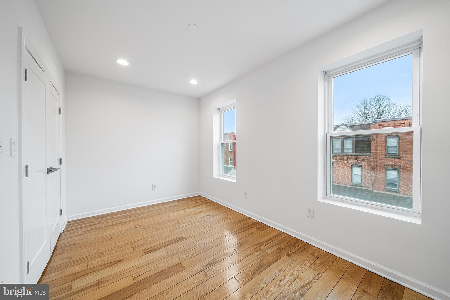 4047 Green Street photo 30