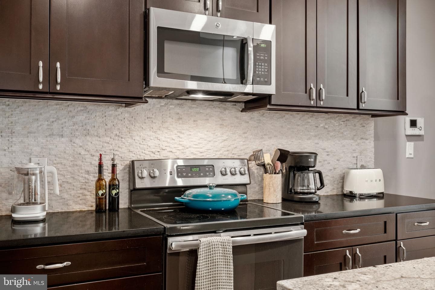 1023 Mt Vernon Street #1 photo 8