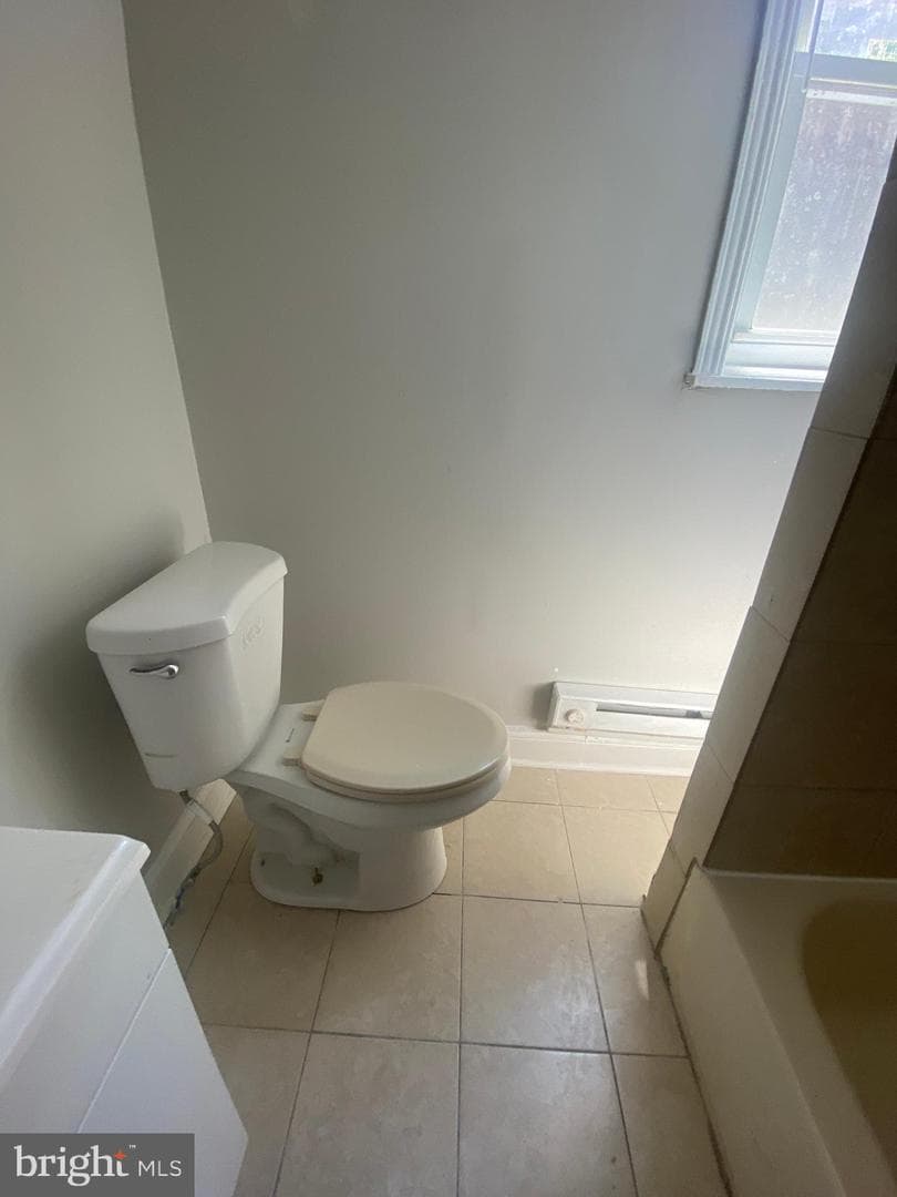139 W Hansberry Street photo 42