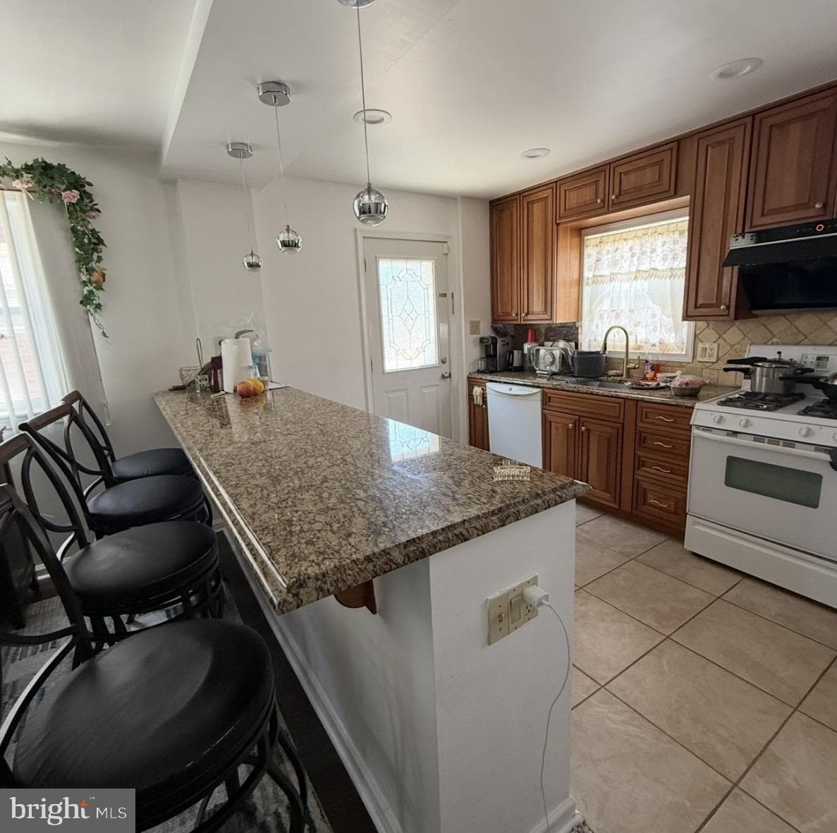 3012 Ryan Avenue photo 17