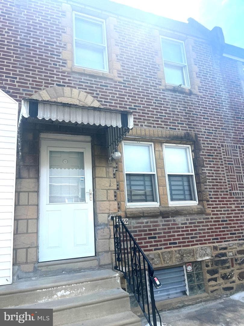4559 Aldine Street photo 3