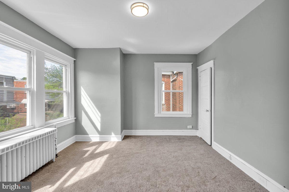 7035 Cottage Street photo 21