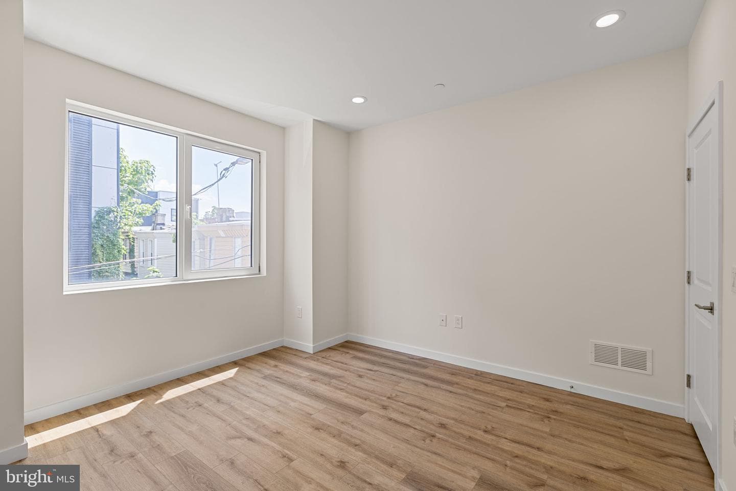 1814 N Marston Street photo 22