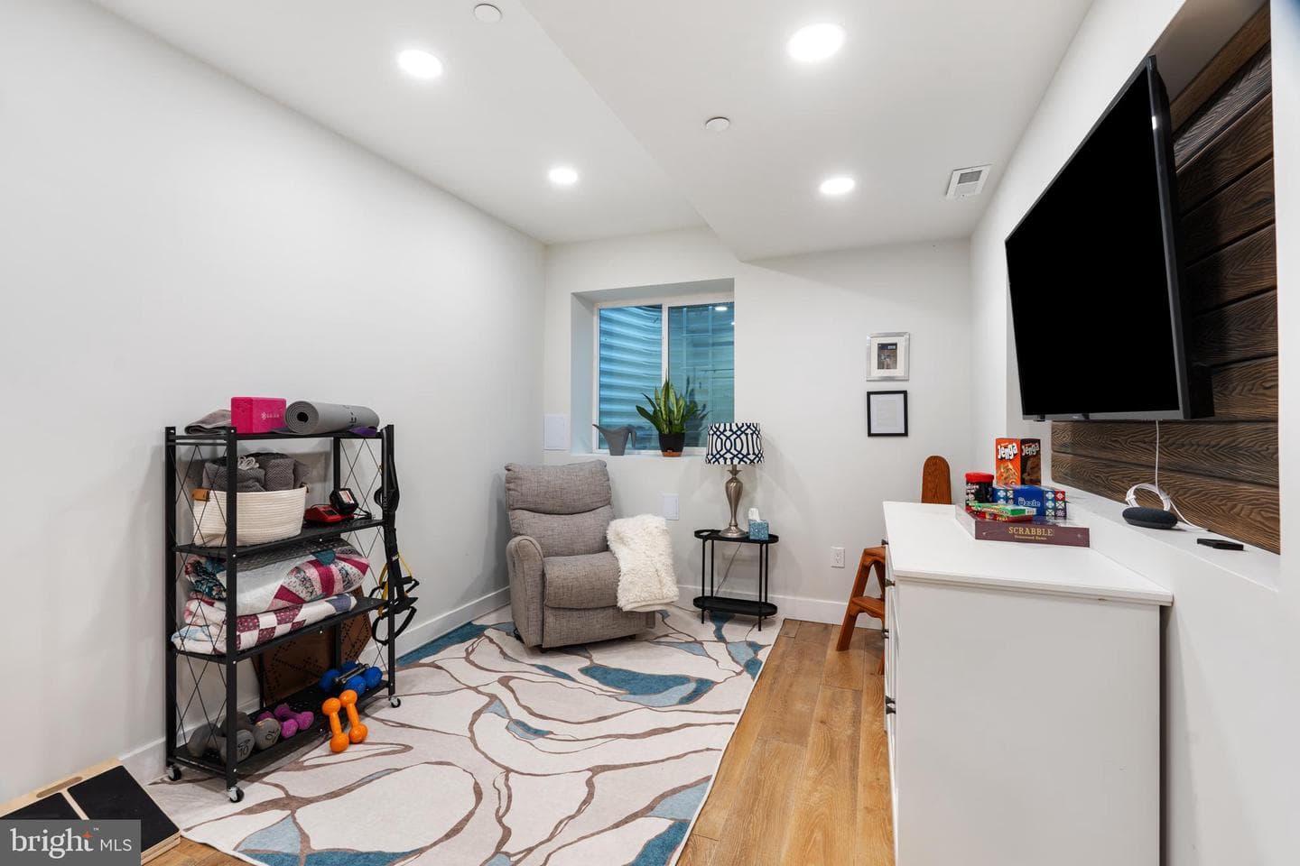 1452 N Newkirk Street photo 29