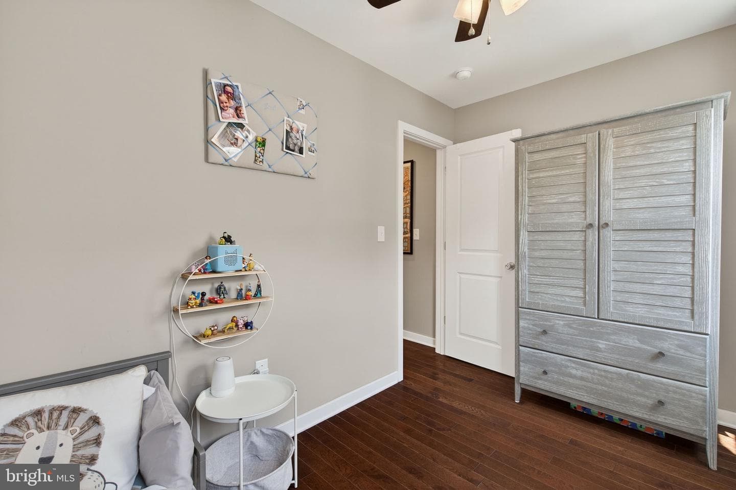 1130 Latona Street photo 20
