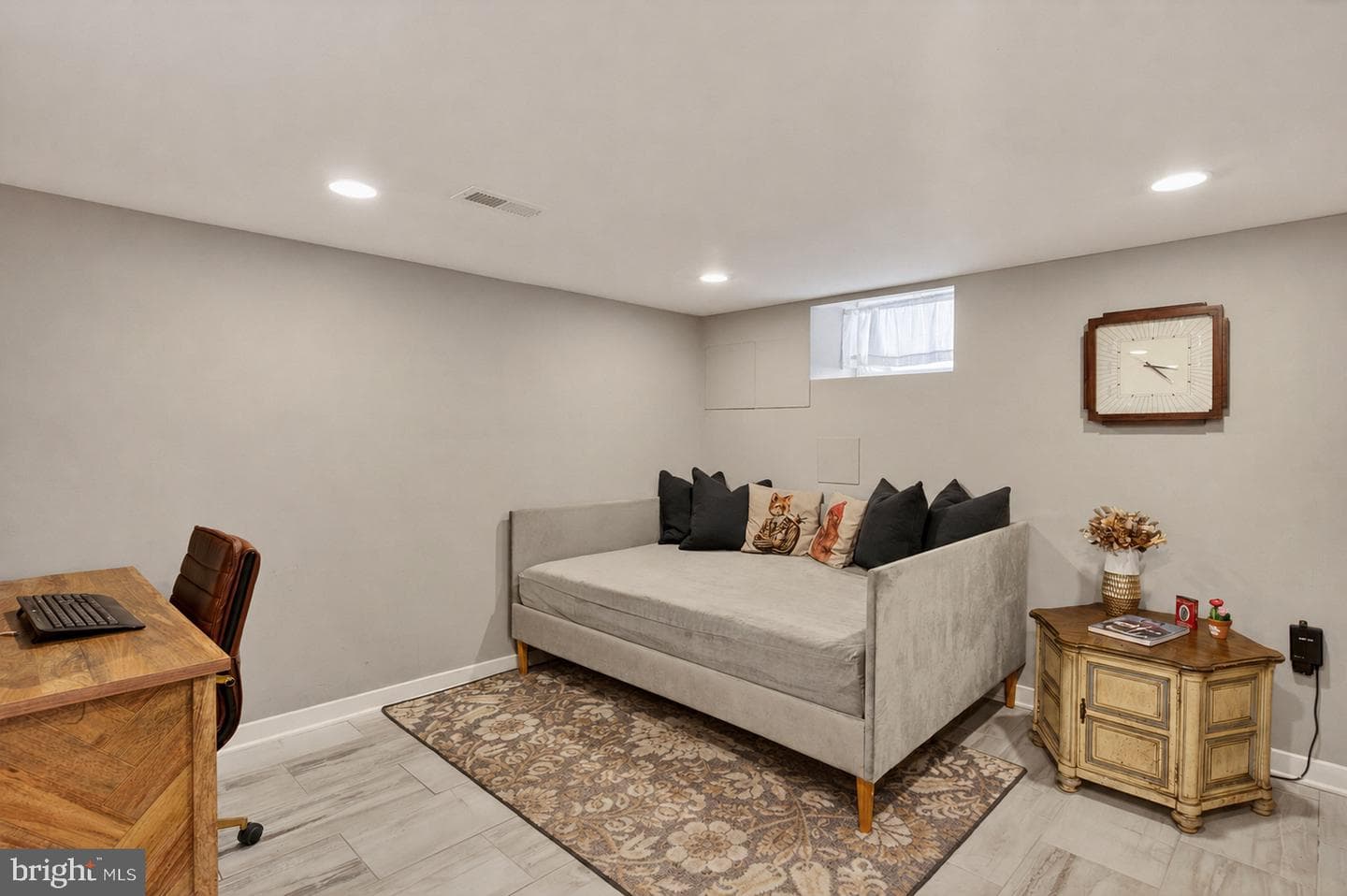 1130 Latona Street photo 24