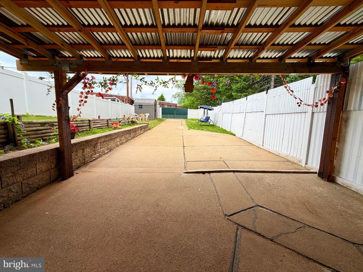 1437 Napfle Avenue photo 34