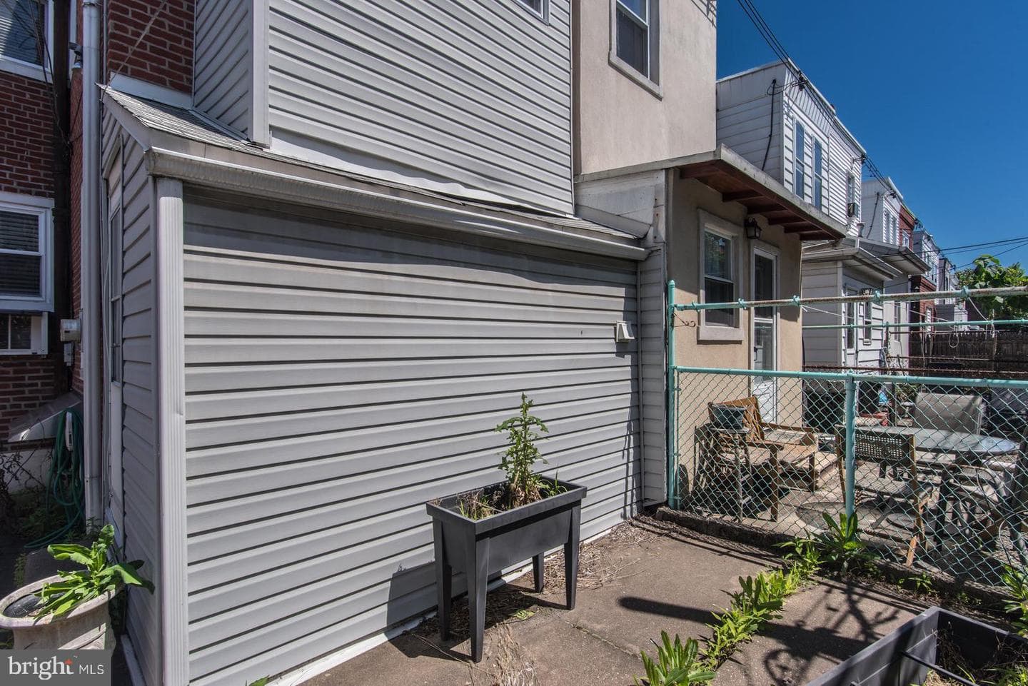 2963 Edgemont Street photo 62