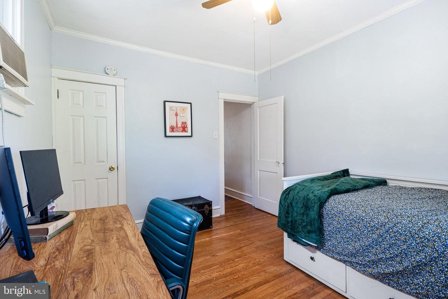 625 E Woodlawn Street photo 17