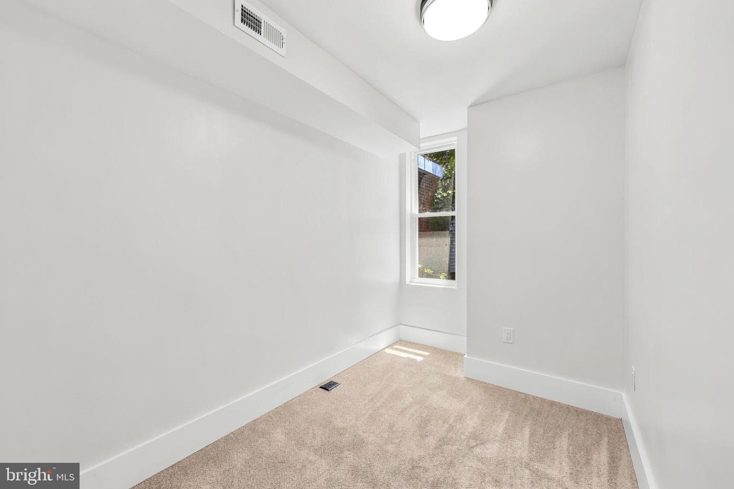 3345 Amber Street photo 14