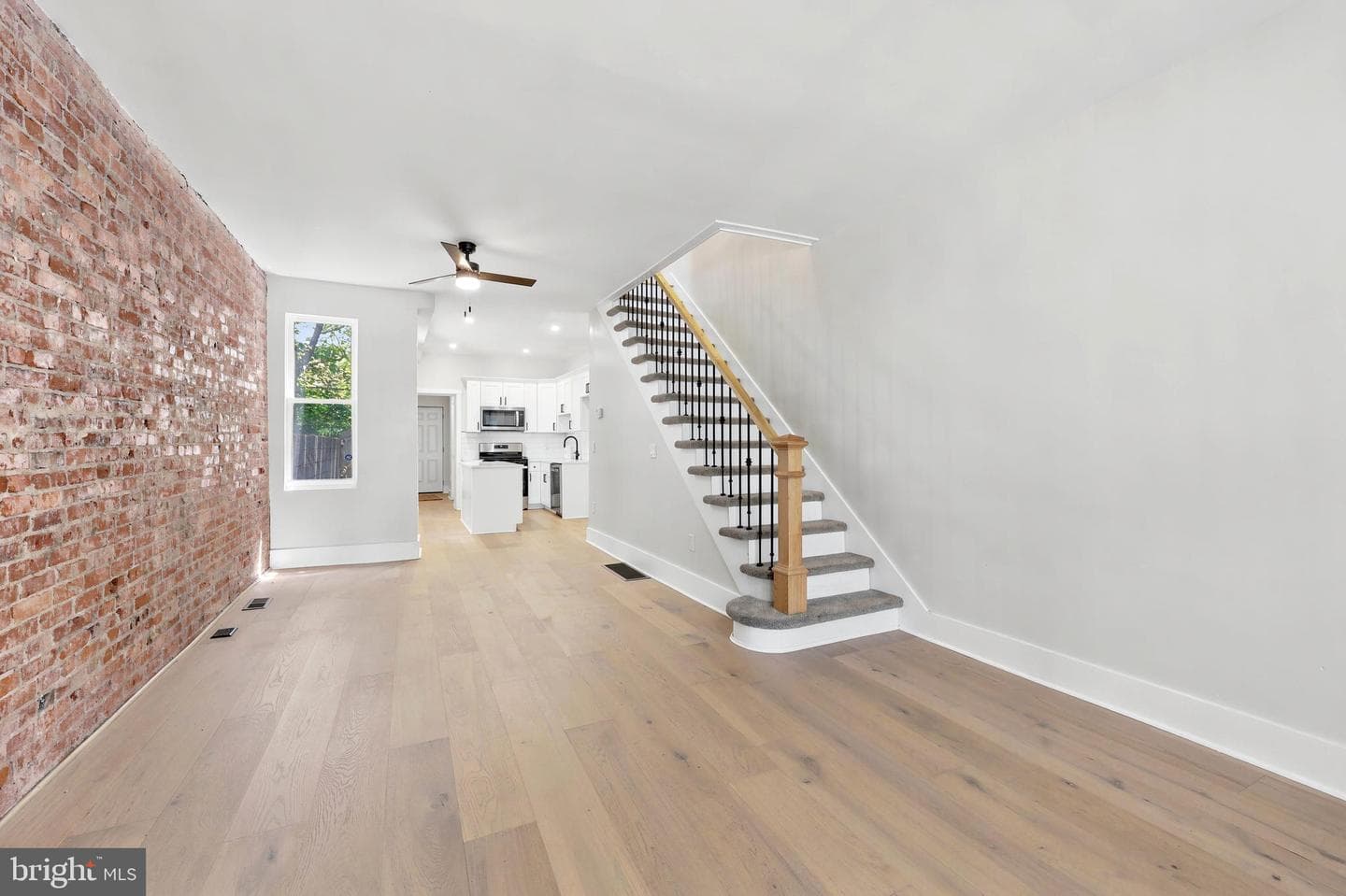 3345 Amber Street photo 3