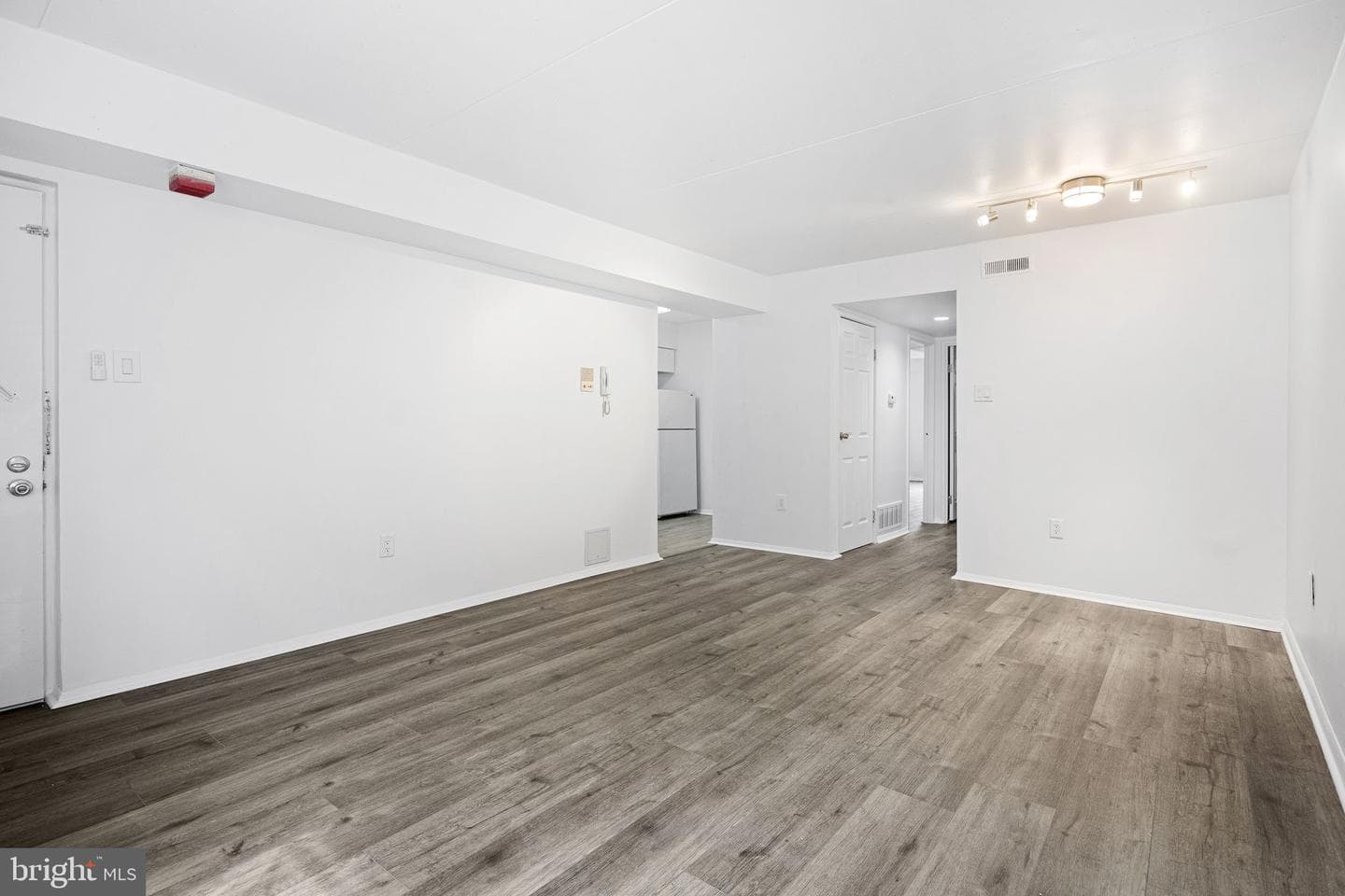 1215 South Street #a photo 6
