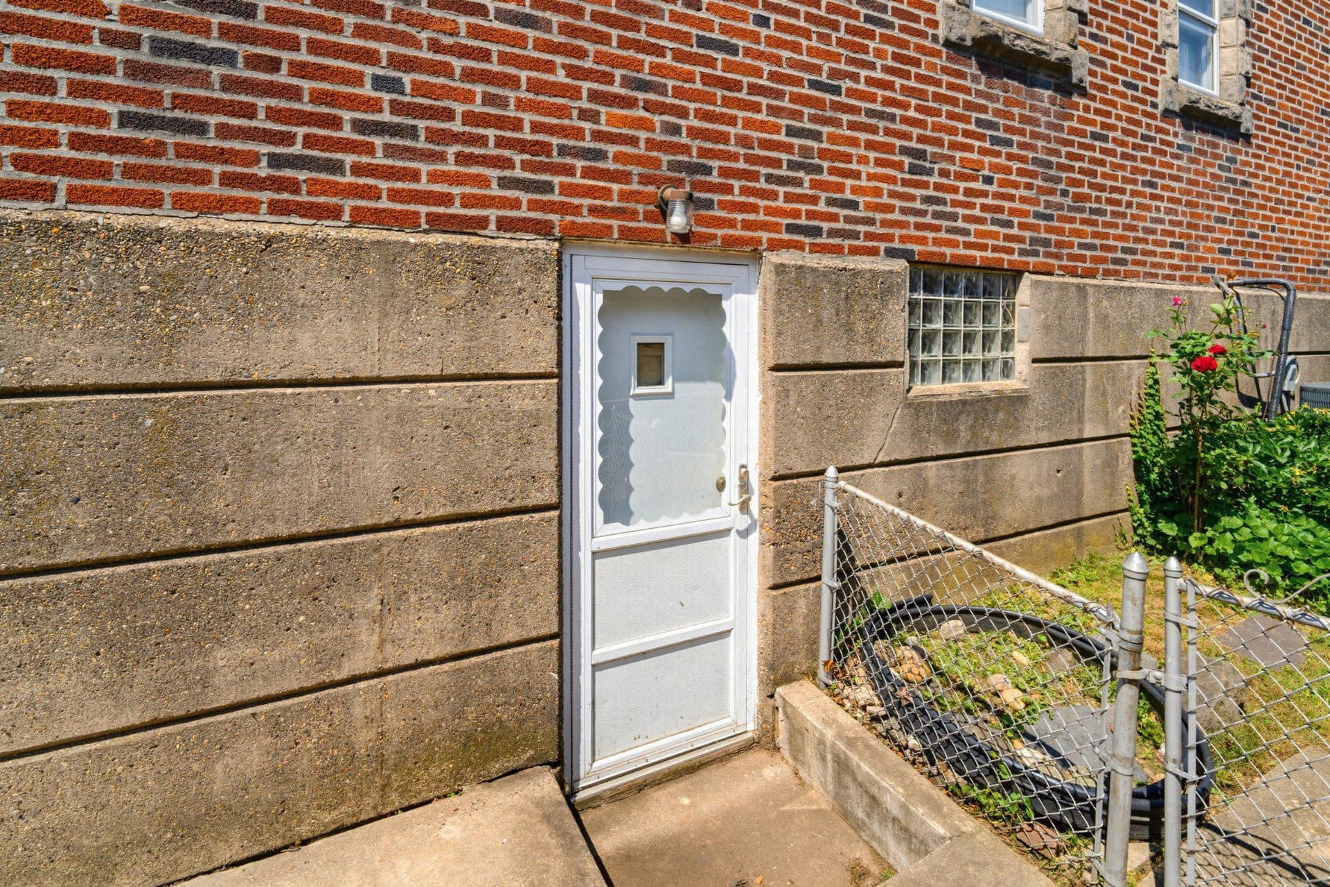 6606 Jackson Street photo 4