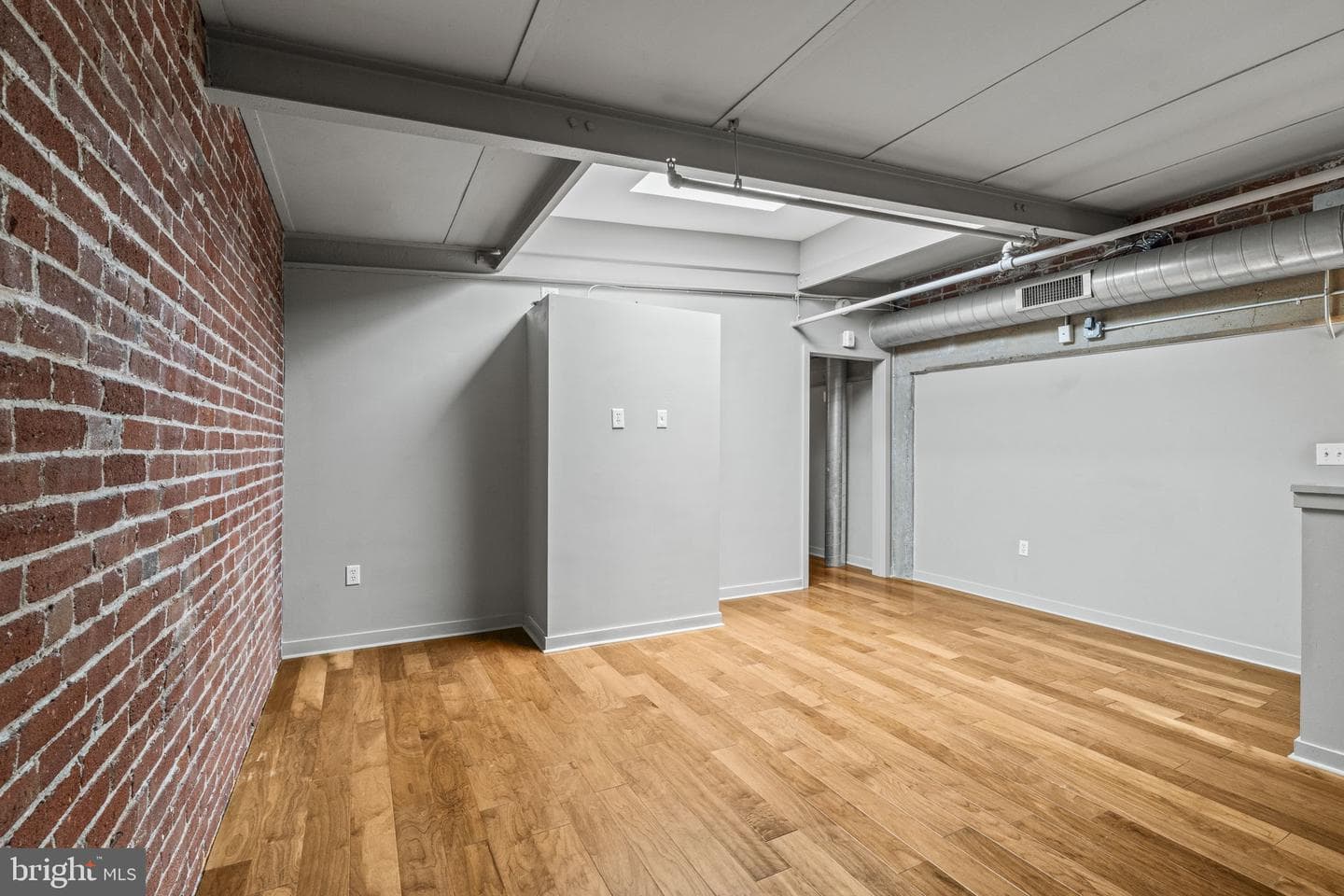 1234 Hamilton Street #105 photo 35