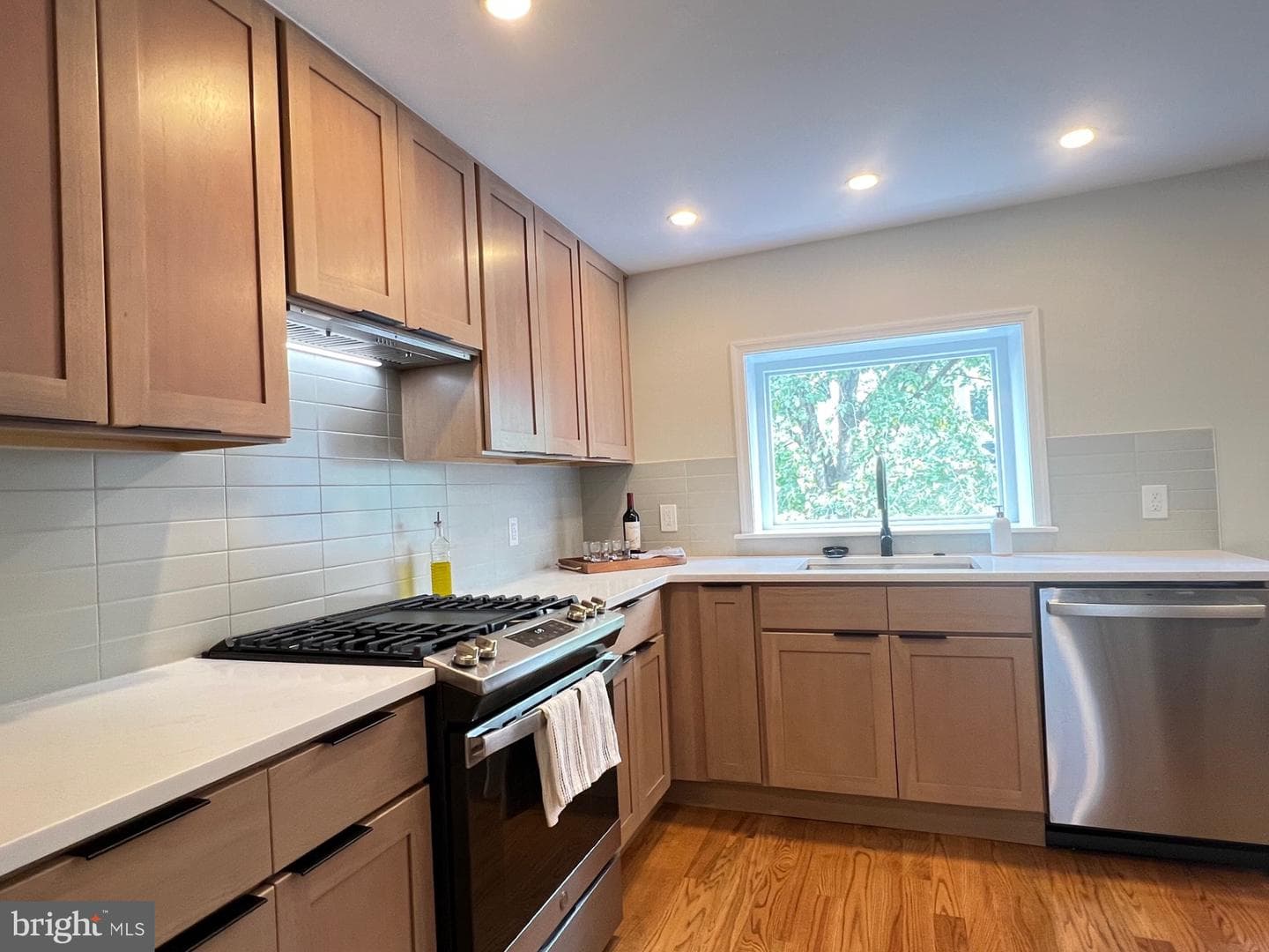 4735 Sheldon Street photo 10