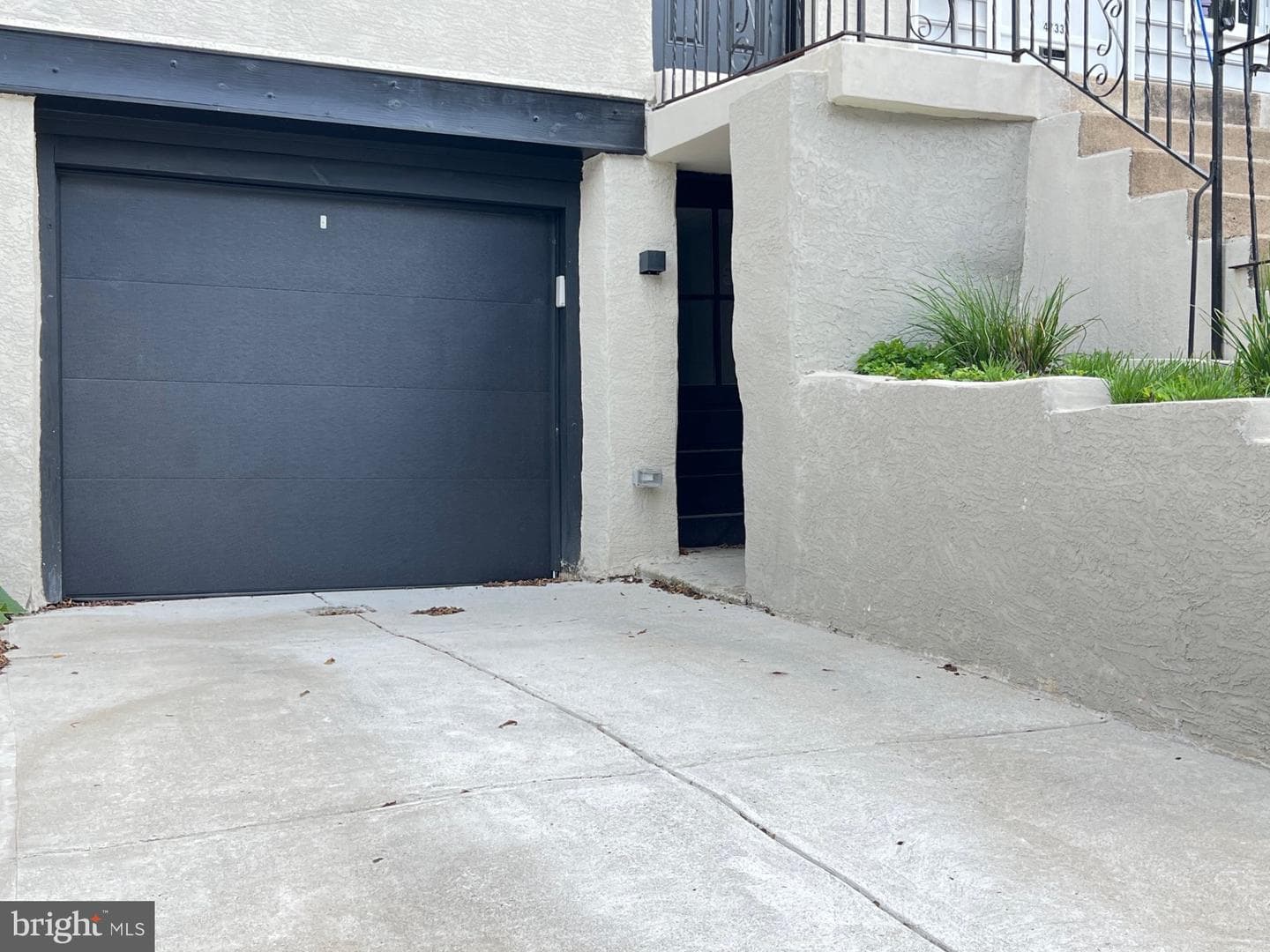 4735 Sheldon Street photo 2